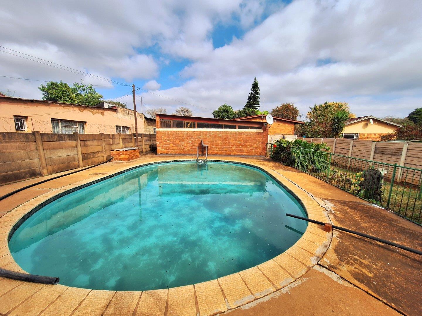 3 Bedroom House for sale in Pretoria North P24113342686