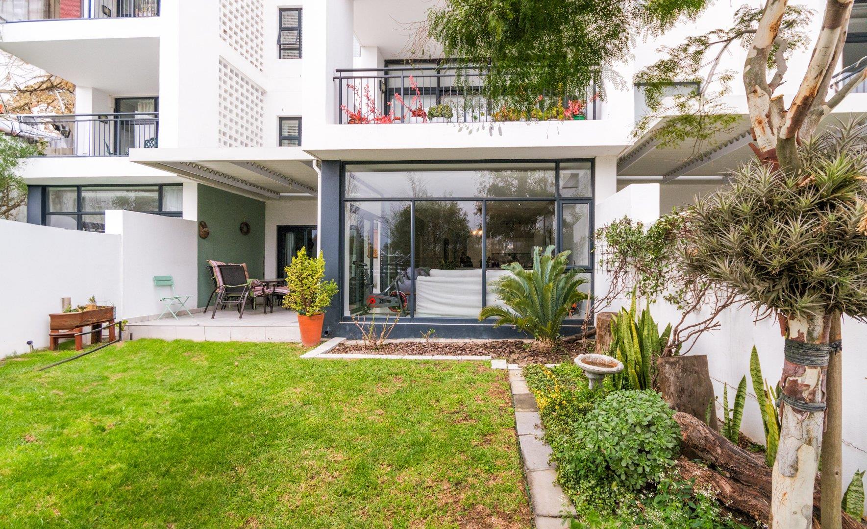 Paardevlei Property Apartments / flats for sale in Paardevlei