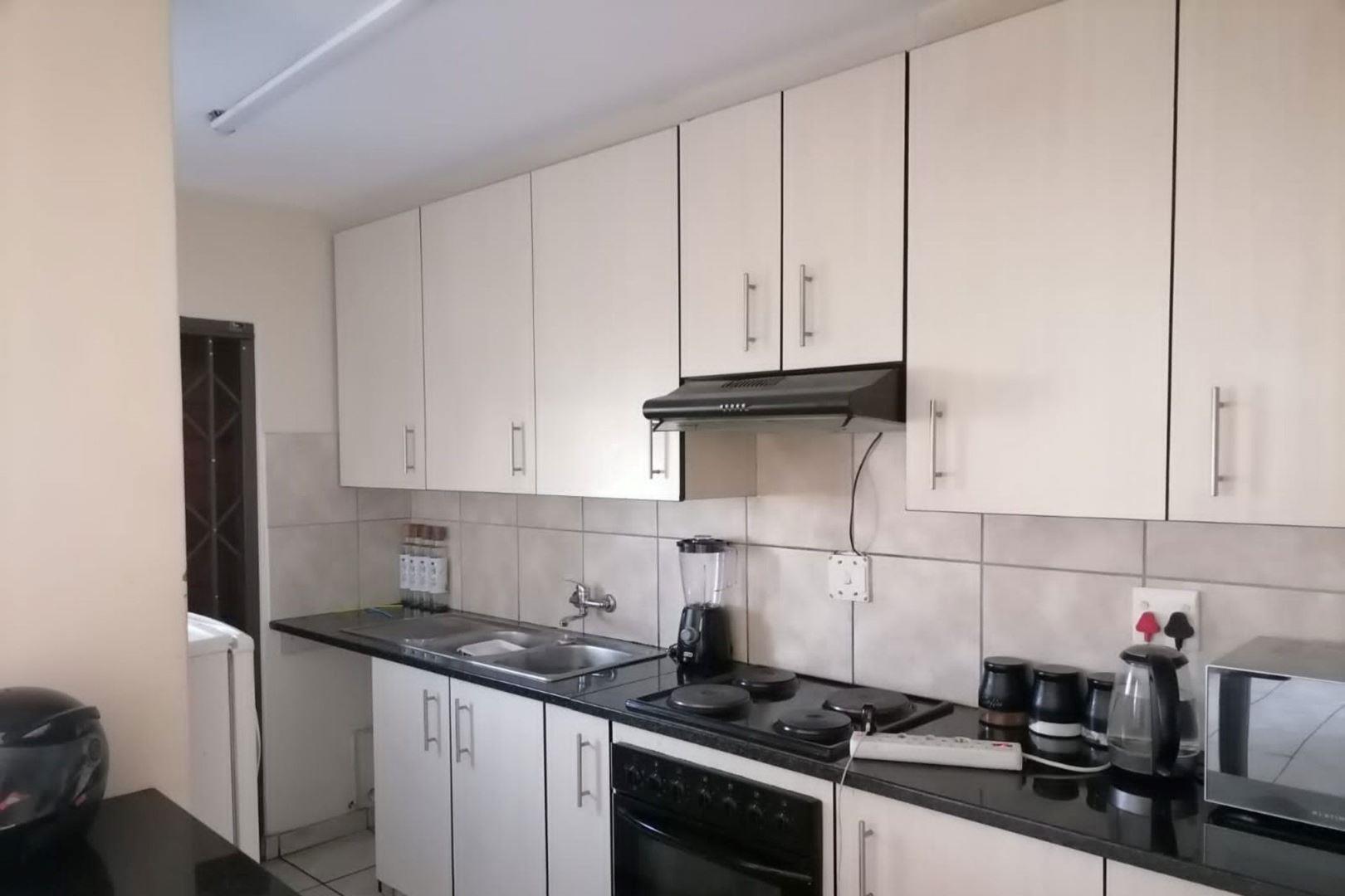 2 Bedroom House for sale in Witbank Central P24113342715