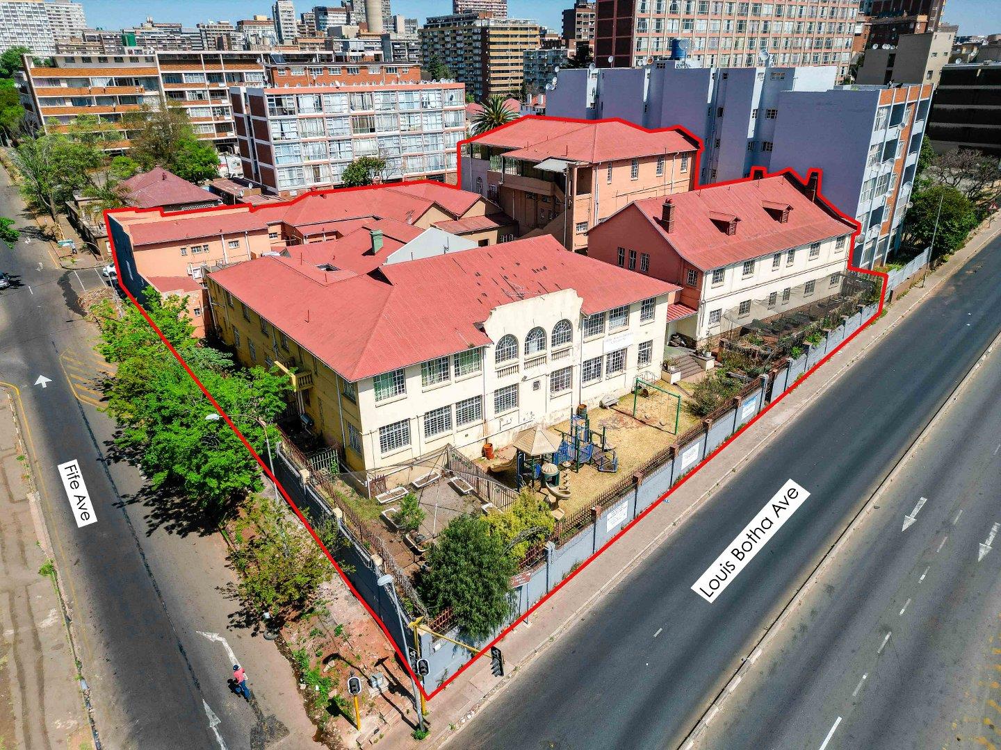 Commercial property for sale in Johannesburg Johannesburg Property