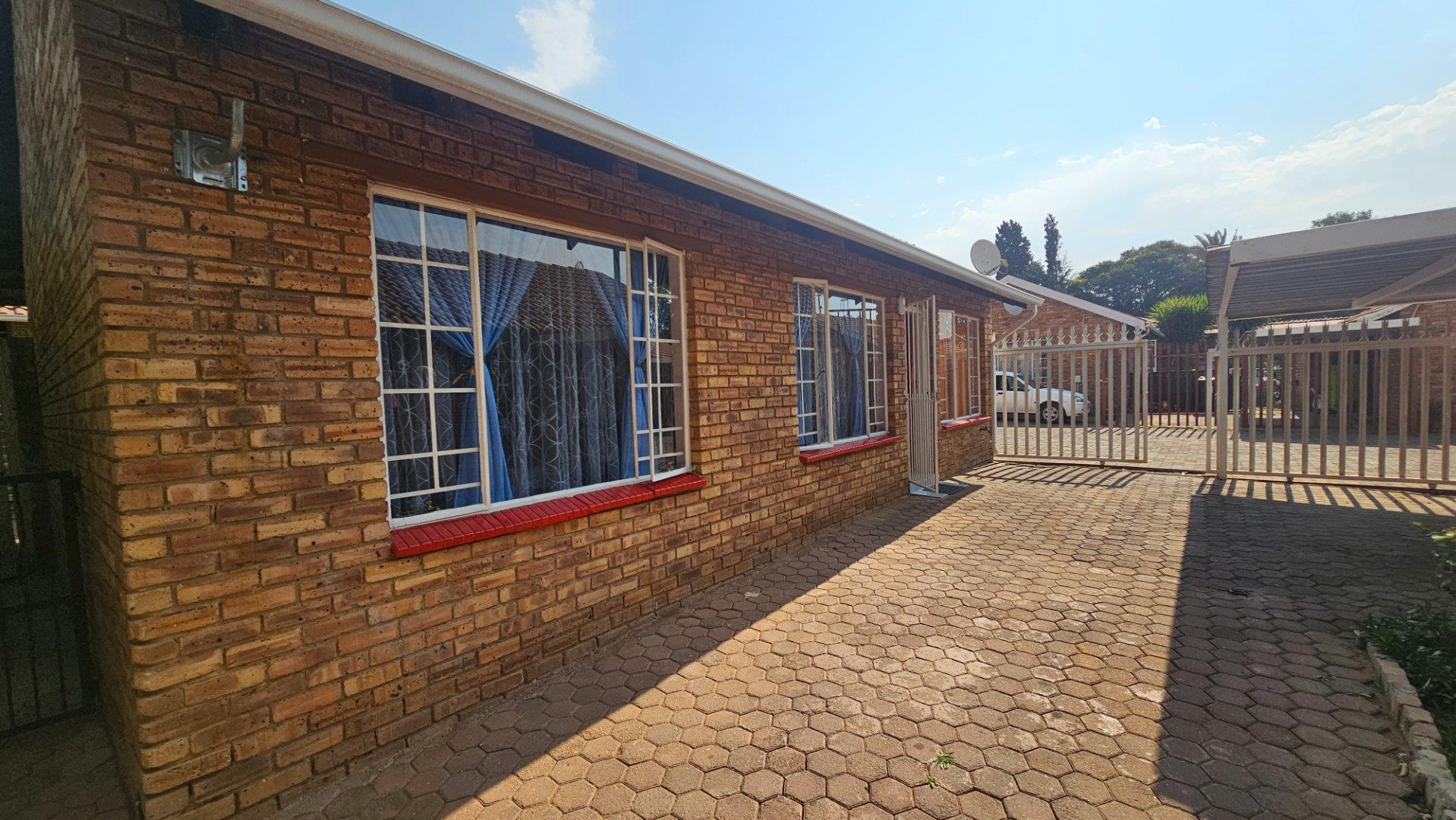 Property for sale in Gauteng Townhouses for sale in Gauteng