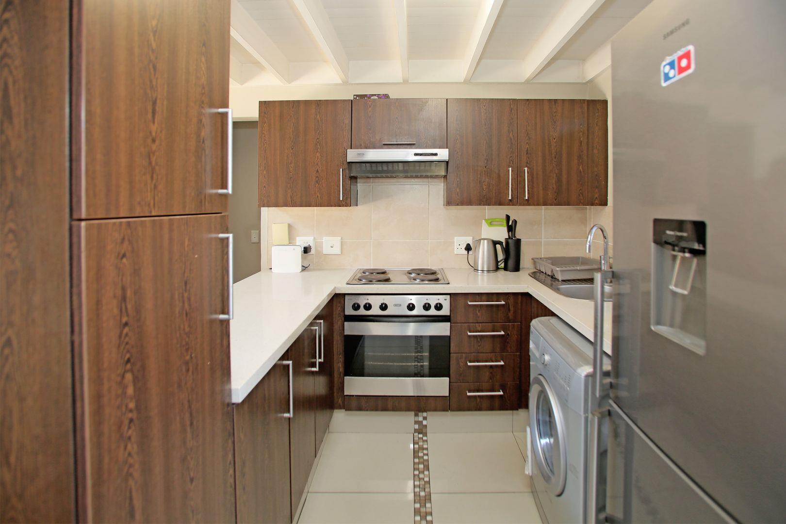 1 Bedroom Apartment / flat for sale in Sunninghill 151 The Crest, 19