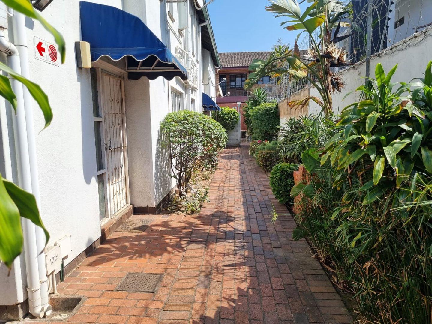 2 Bedroom Townhouse for sale in Glenwood P24113349118