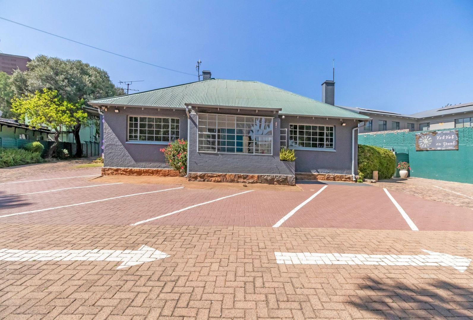 Victoria Property Property and houses for sale in Victoria