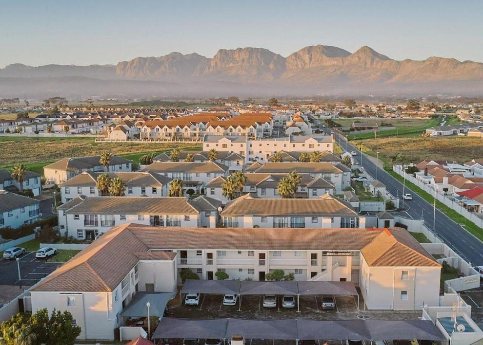 Whispering Pines Property Property and houses for sale in Whispering