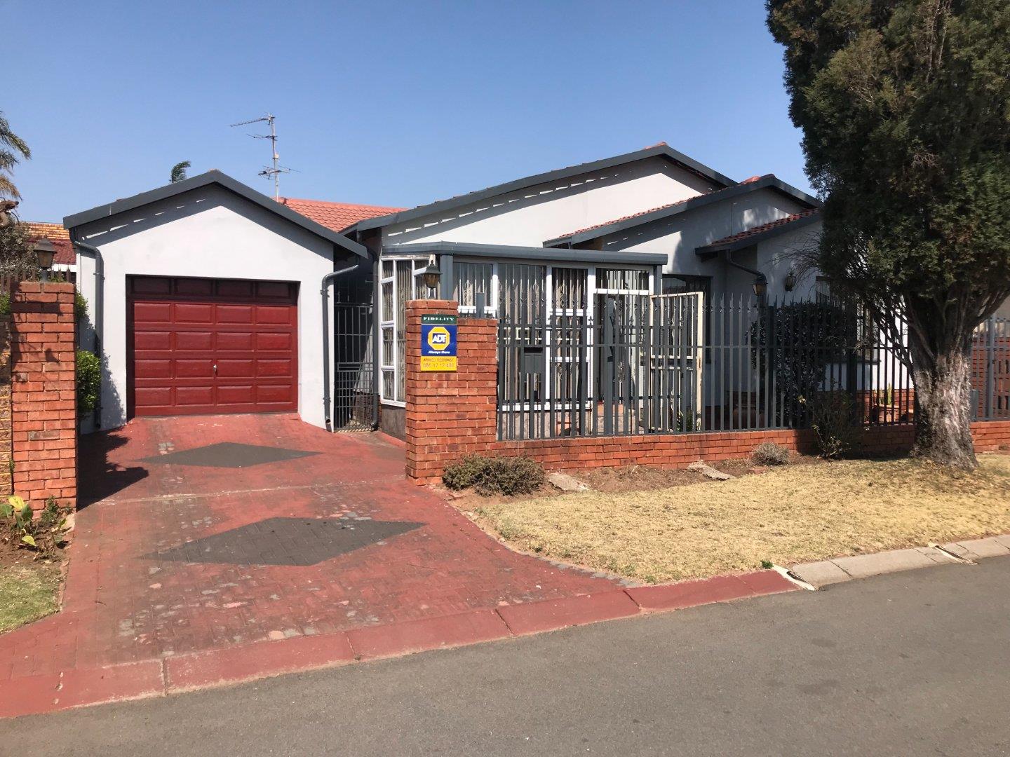 Riverlea, Johannesburg Property Houses for sale in Riverlea