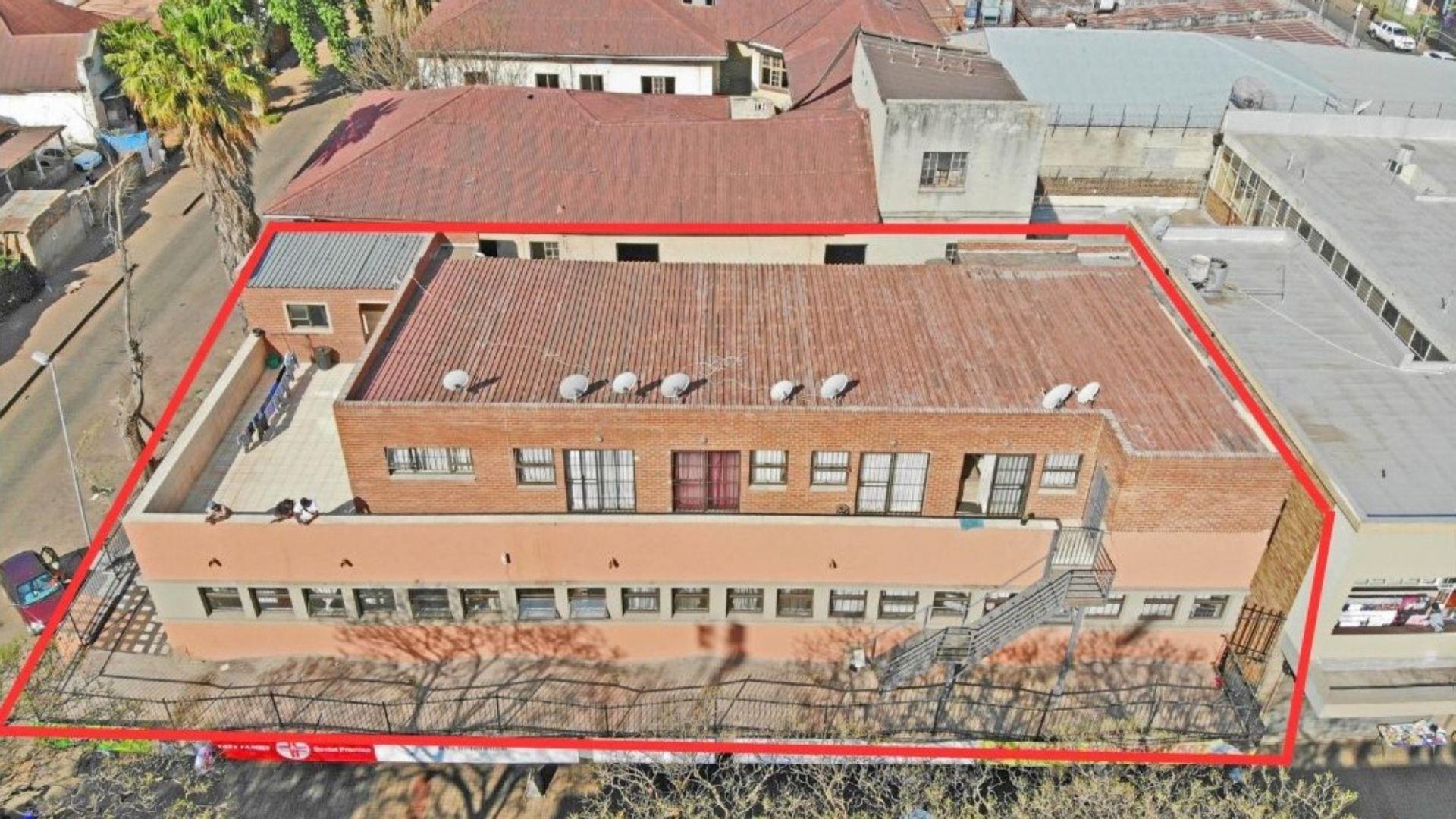 Commercial property on auction in Yeoville P24113349208