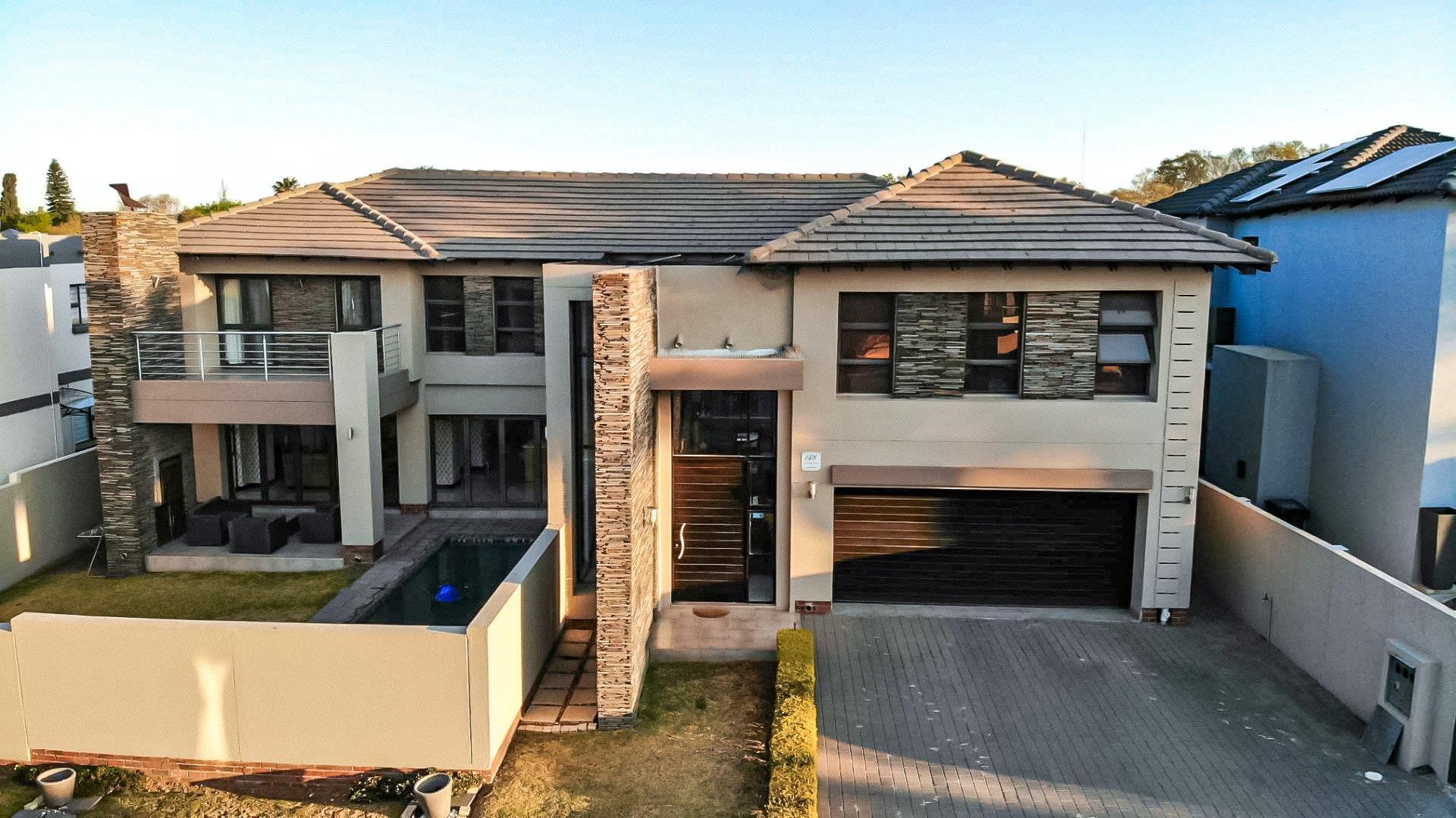 Greenstone Hill Property Property and houses for sale in Greenstone