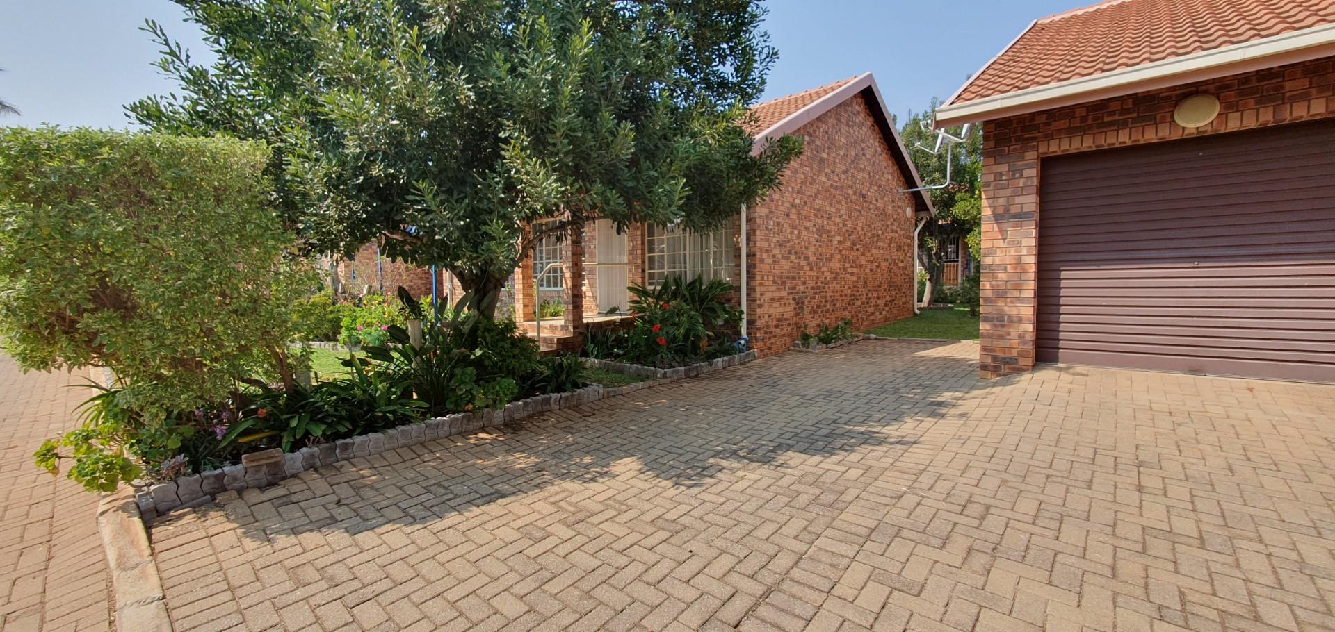 Flora Park, Polokwane Property Houses for sale in Flora Park
