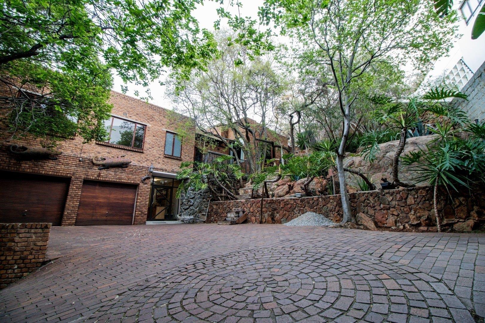 Glenvista Property Houses for sale in Glenvista