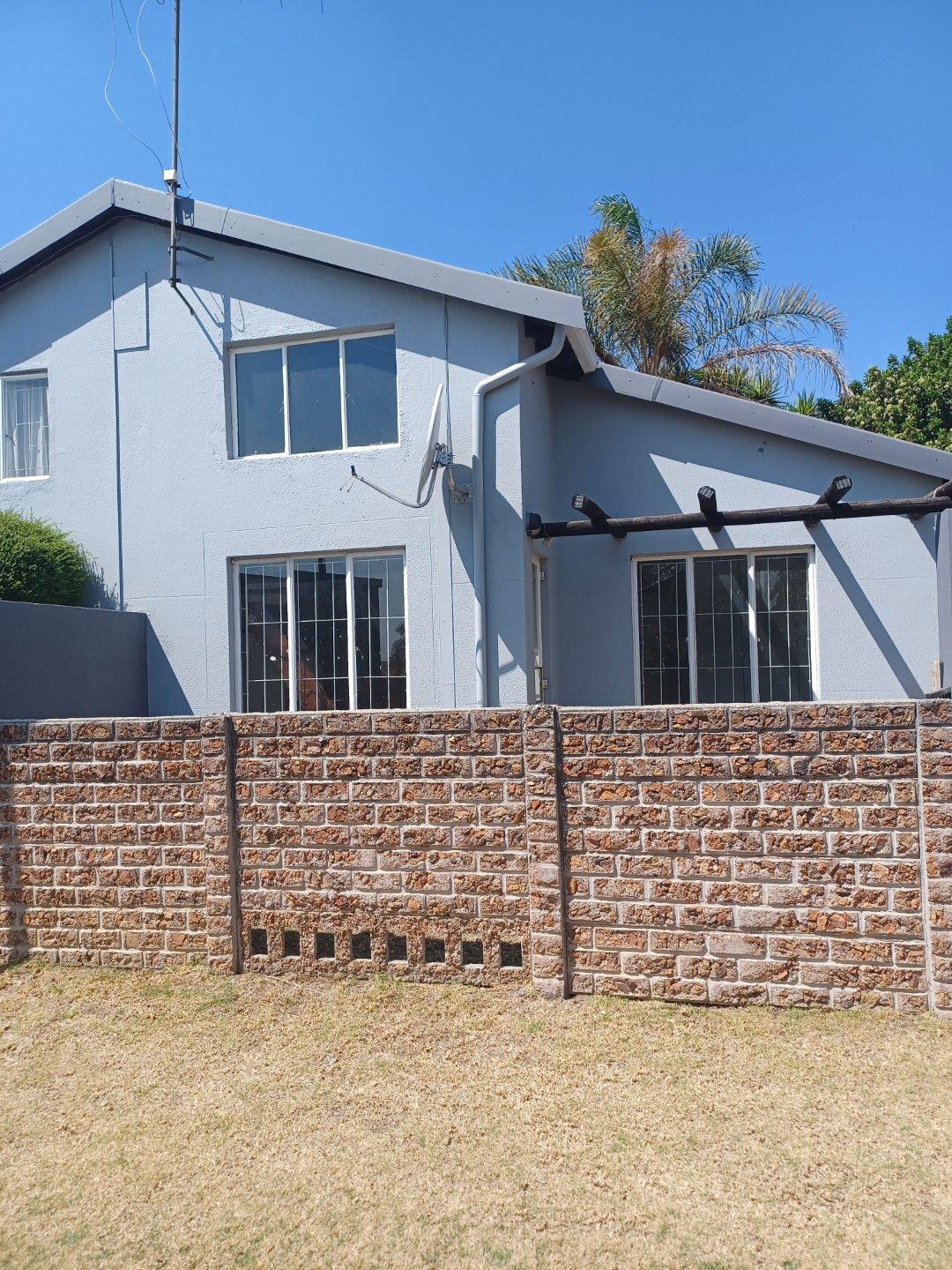 Townhouse for sale in Eden Glen P24113360361