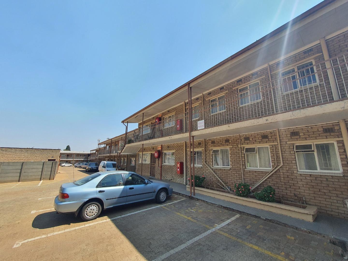 2 Bedroom Apartment / flat for sale in Witfield P24113361812