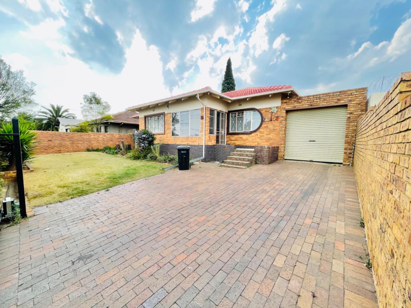 Symhurst Property Property and houses for sale in Symhurst