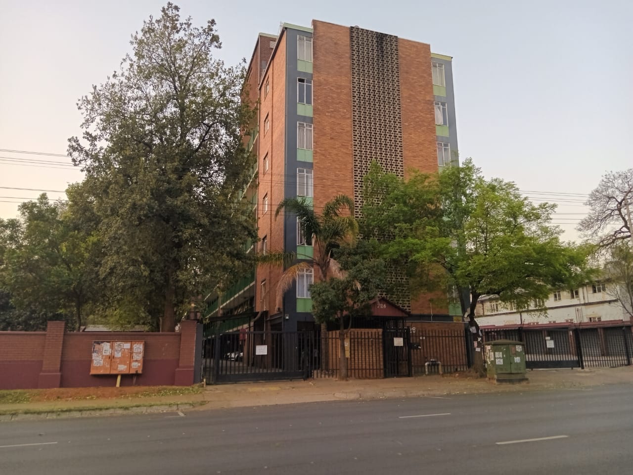 2 Bedroom Apartment / flat for sale in Sunnyside Panorama Flats 483