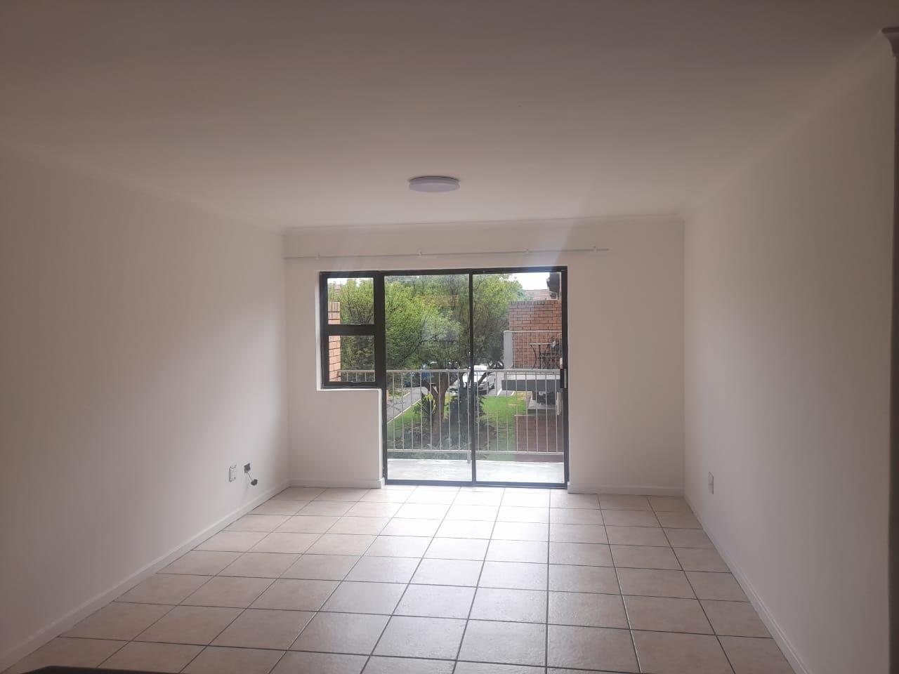 Apartments / flats to rent in Gordons Bay Gordons Bay Property