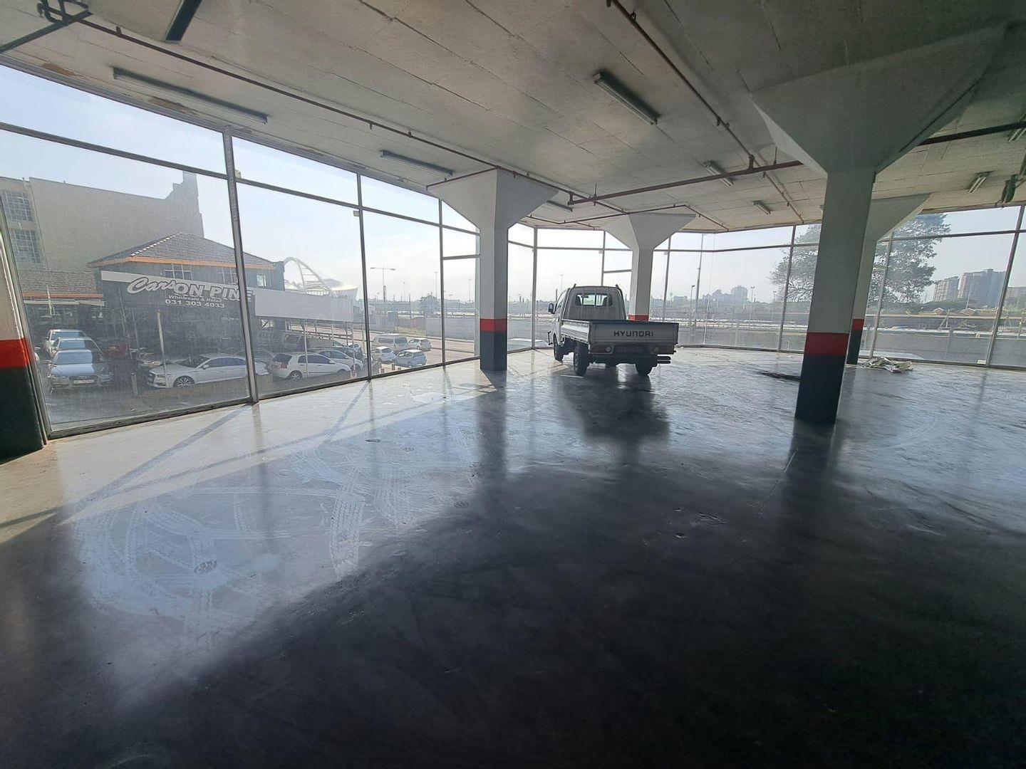 Commercial property to rent in Windermere P24113370257