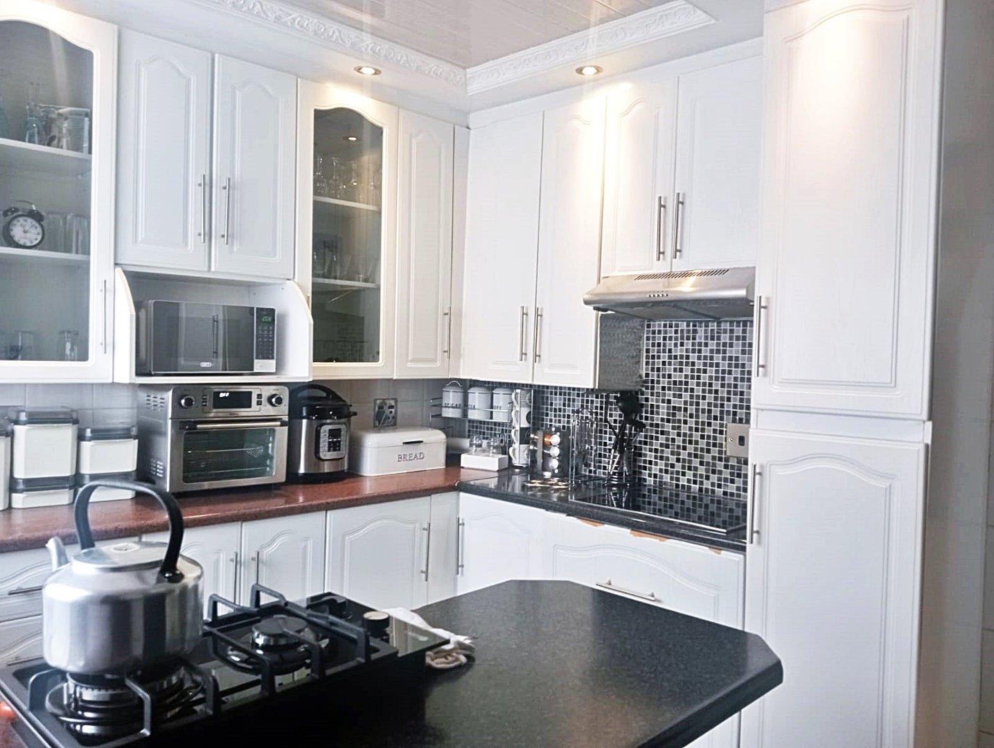 3 Bedroom House for sale in Orange Farm P24113370658