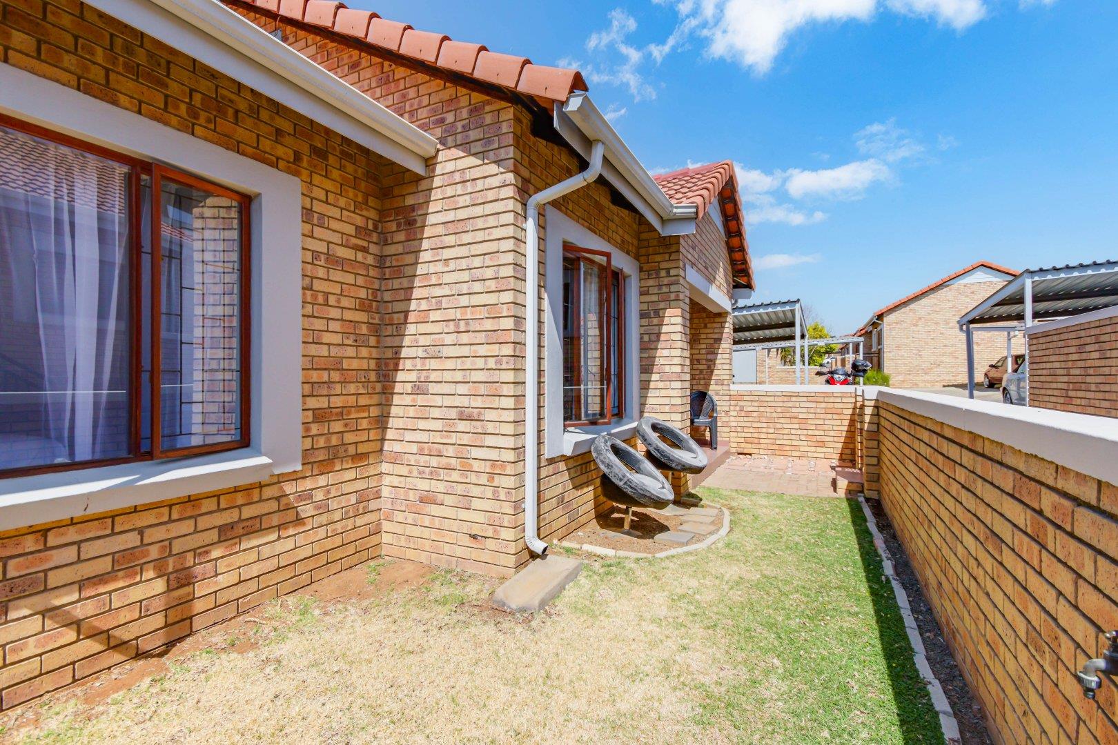 Randpark Ridge Property Property and houses for sale in Randpark