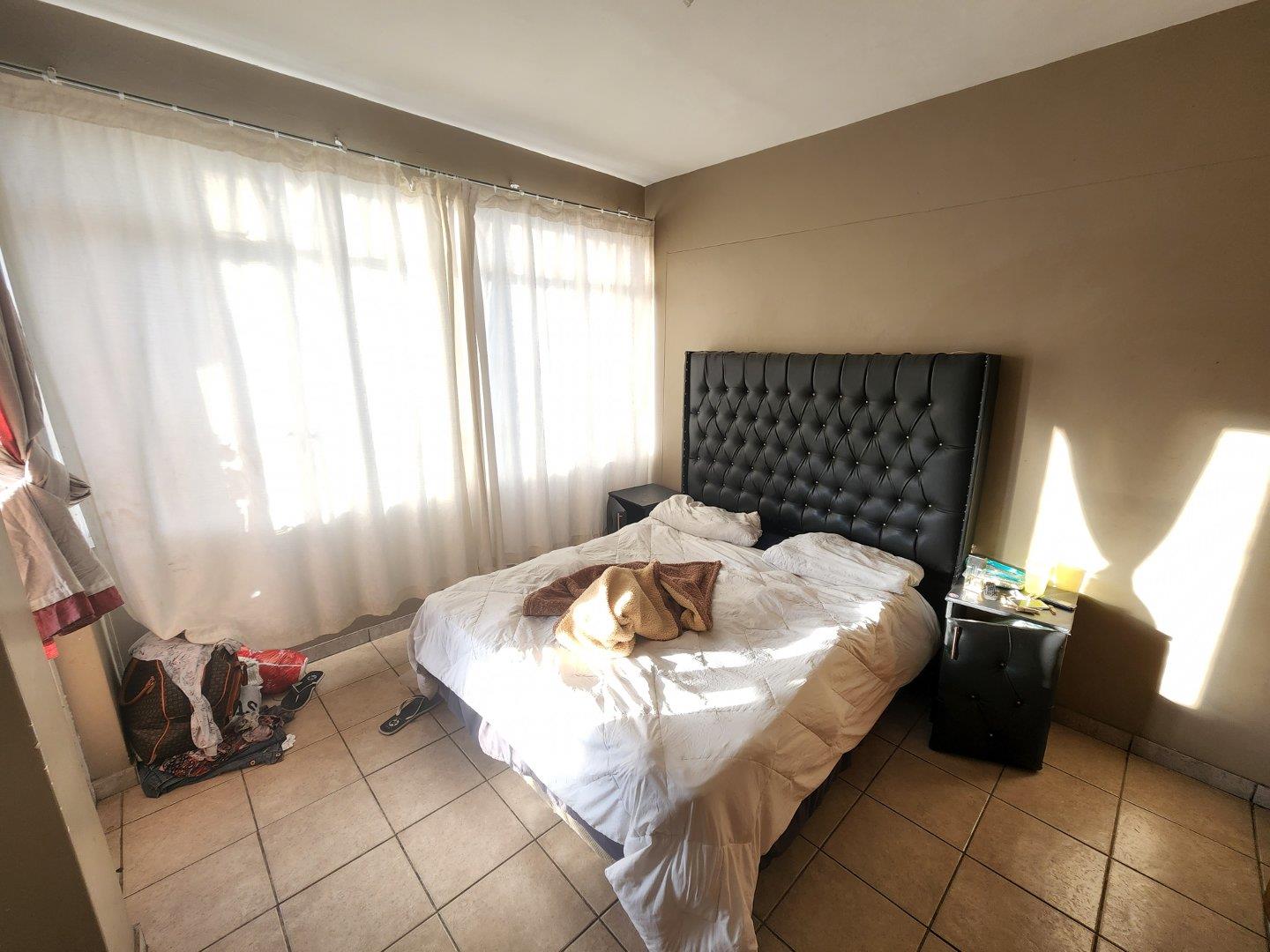 1 Bedroom Apartment / flat for sale in Kimberley Central P24113145223