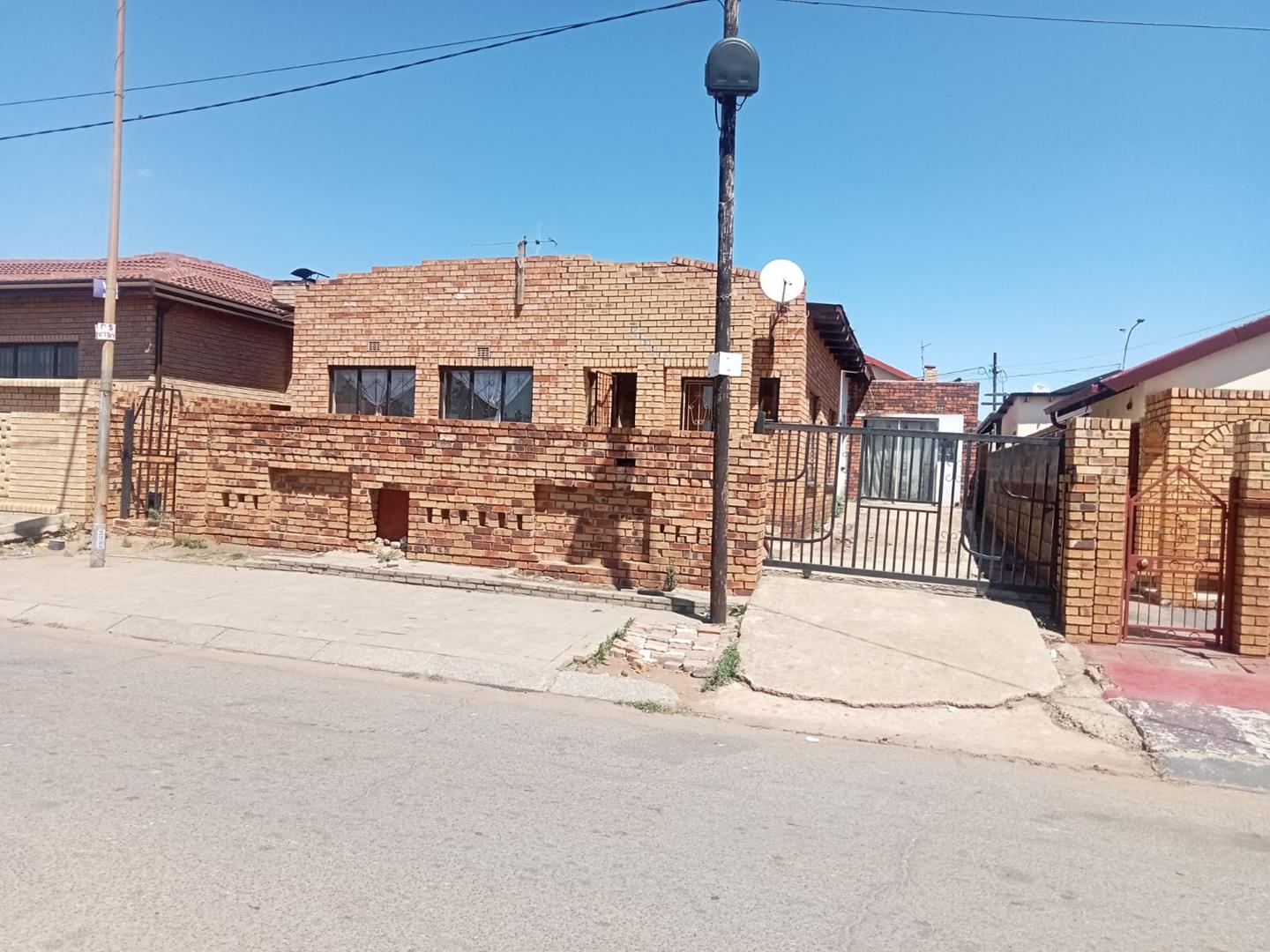 Dobsonville Property Property and houses for sale in Dobsonville