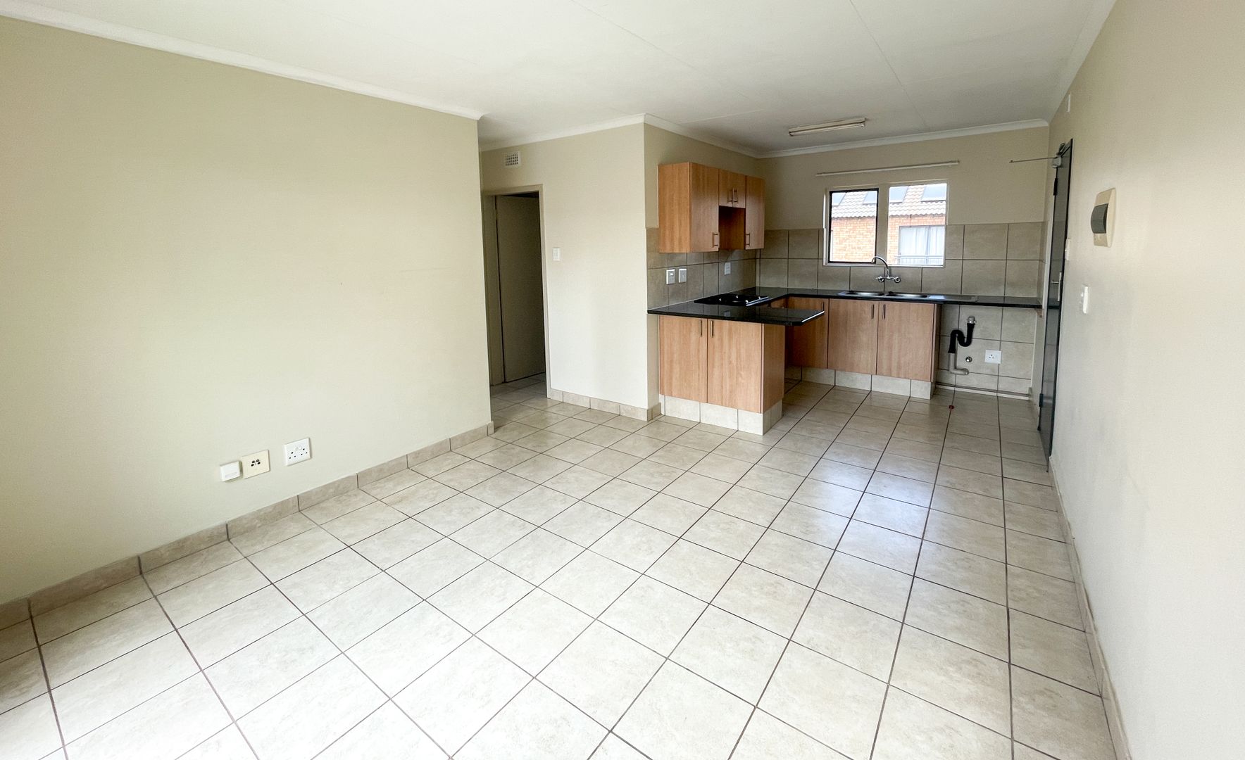 Olympus Ah Property Apartments / flats to rent in Olympus Ah