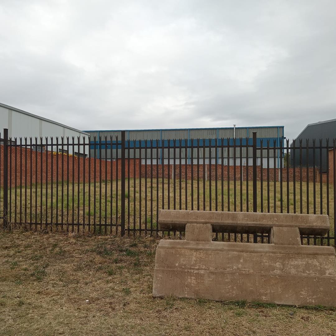 Silverton Property Vacant land / plots for sale in Silverton