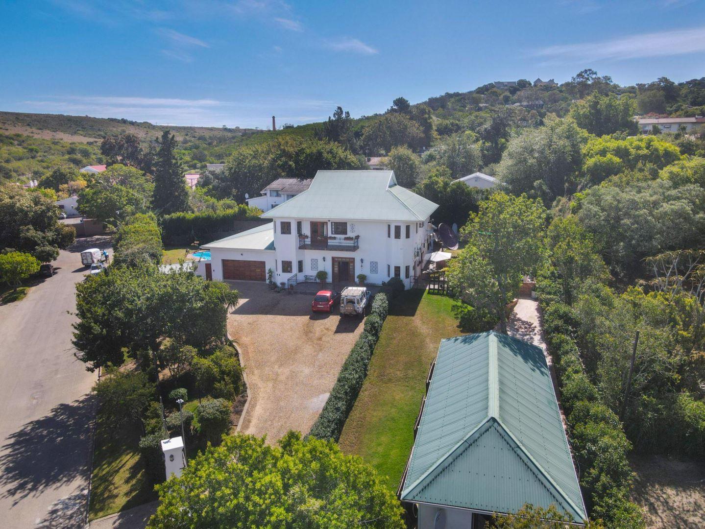 4 Bedroom House for sale in West Hill 27 Worcester Street P24113376577