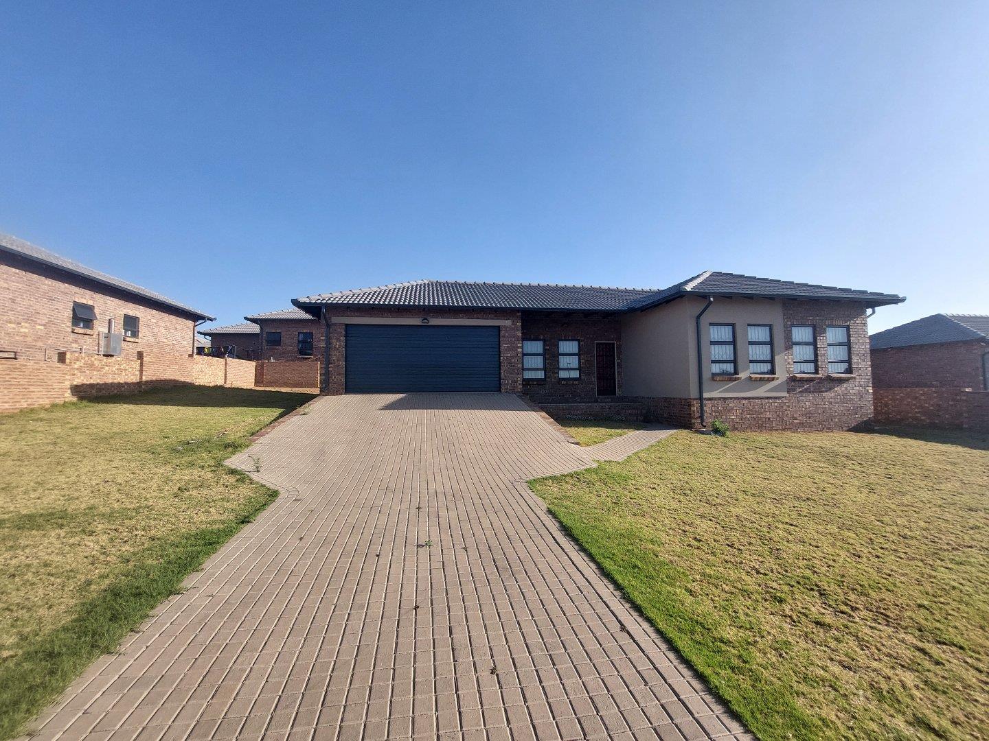 Emalahleni Property Houses for sale in Emalahleni