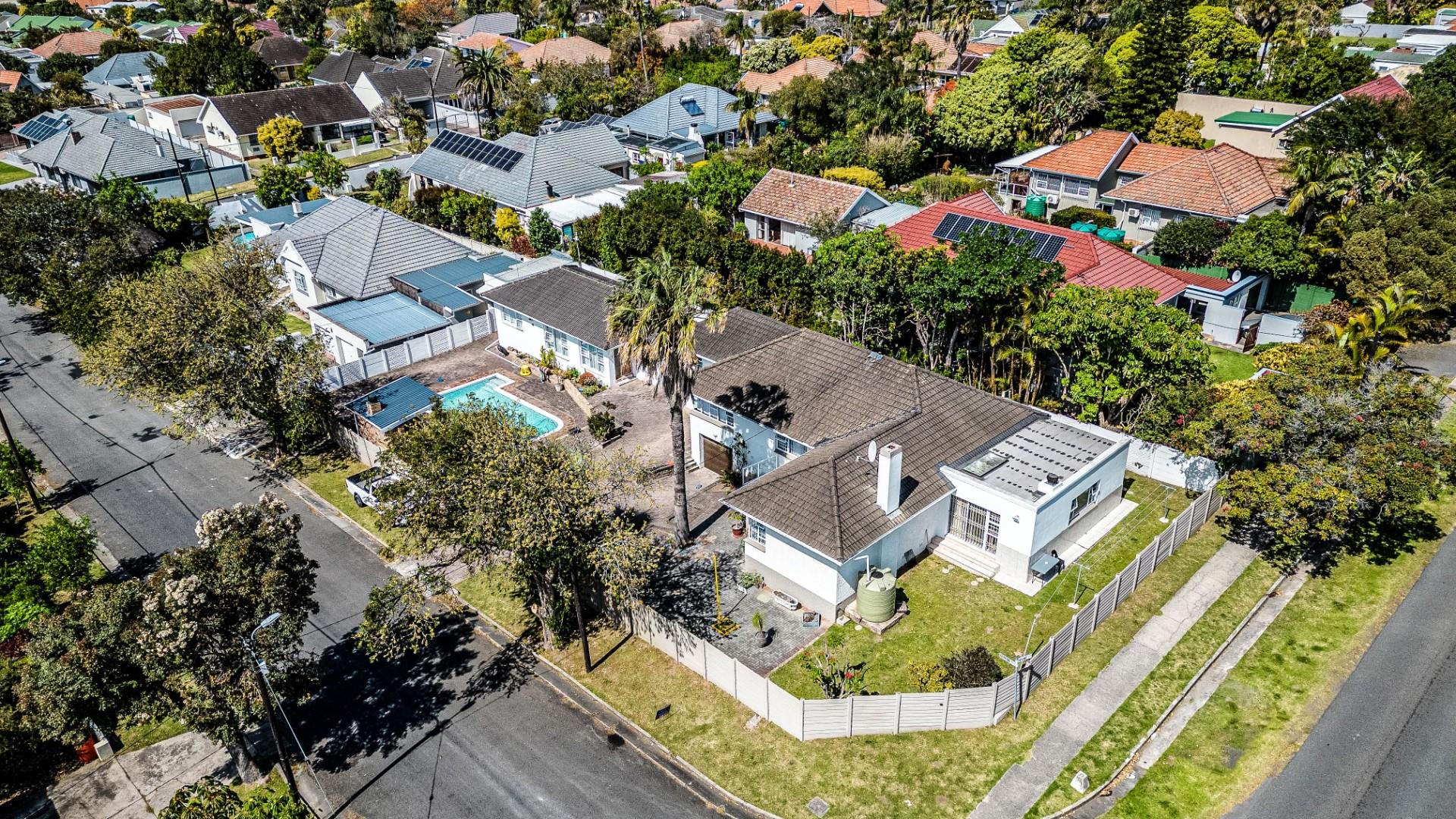 Bonnie Doon Property Property and houses for sale in Bonnie Doon