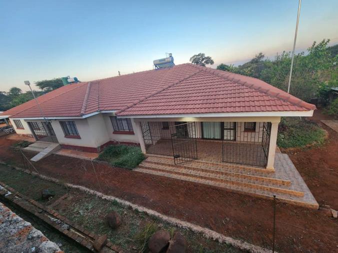 4 Bedroom House for Sale in Borrowdale