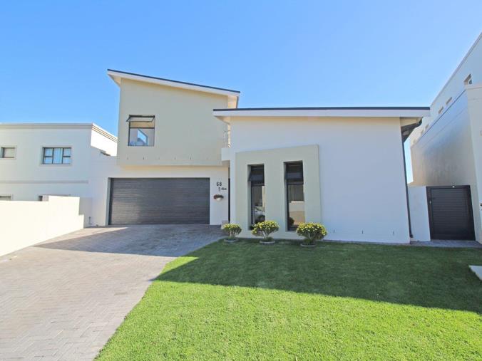 4 Bedroom House for Sale in Calypso Beach