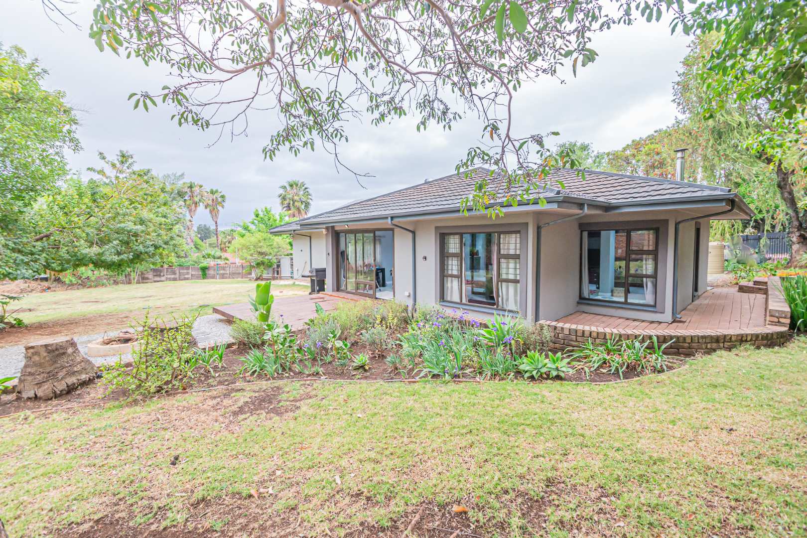 Lynnwood Manor Property Property and houses for sale in Lynnwood