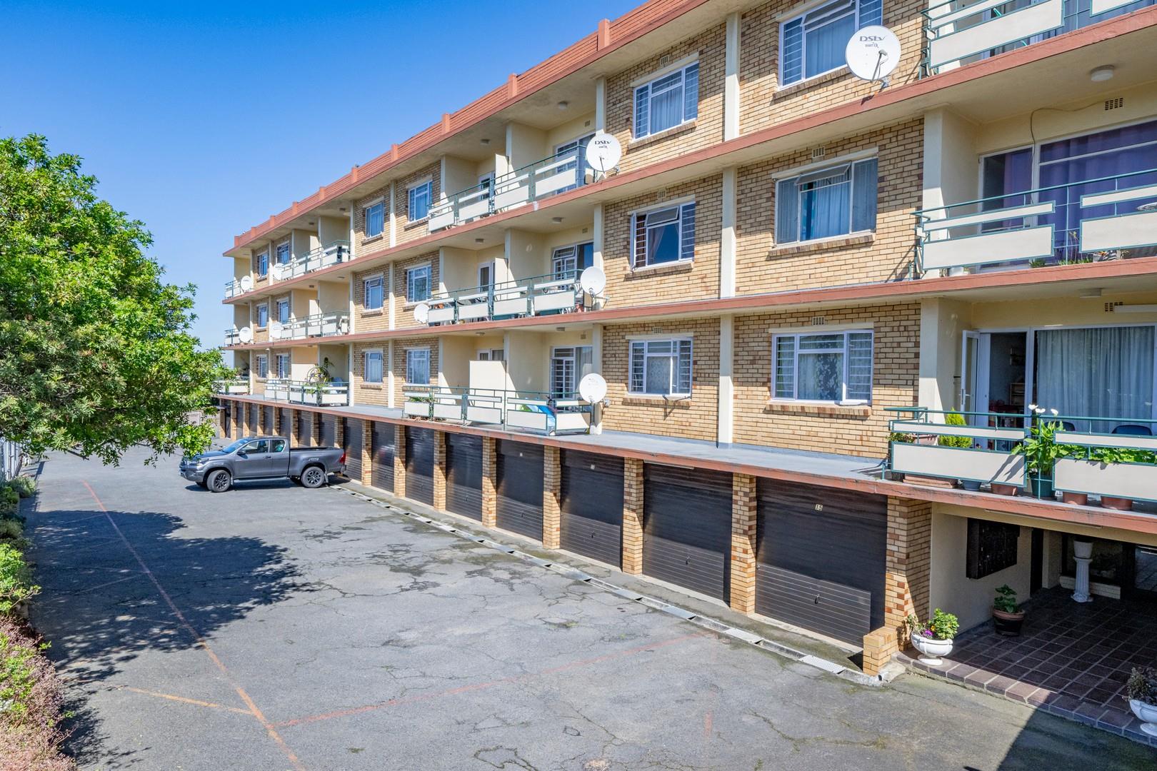 Bloemhof, Bellville Property Property and houses for sale in Bloemhof, Bellville