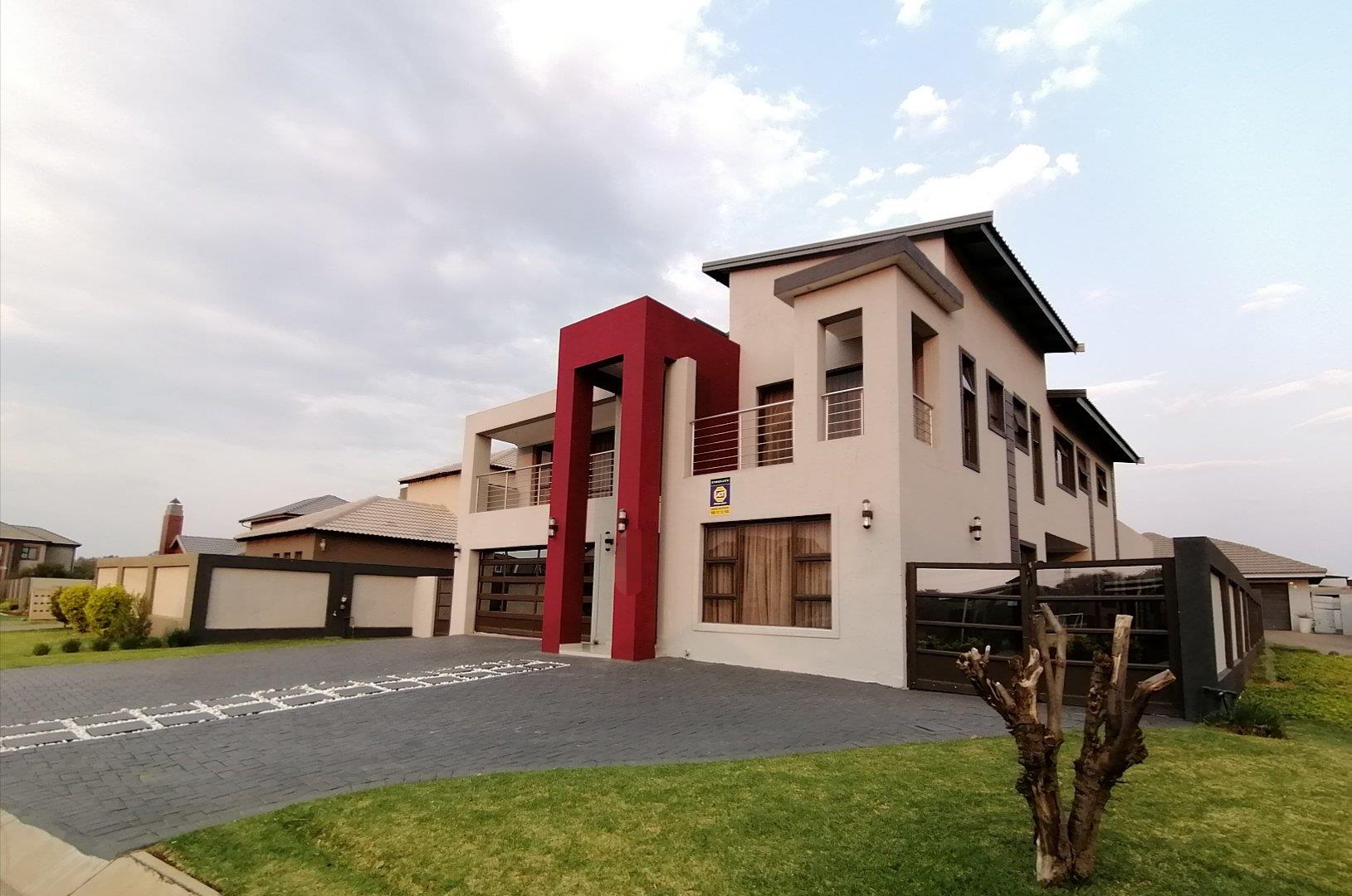 4 Bedroom House for sale in Zambezi Manor Lifestyle Estate 1817