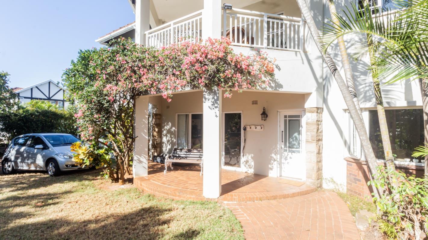 5 Bedroom House for sale in Athlone P24113389711