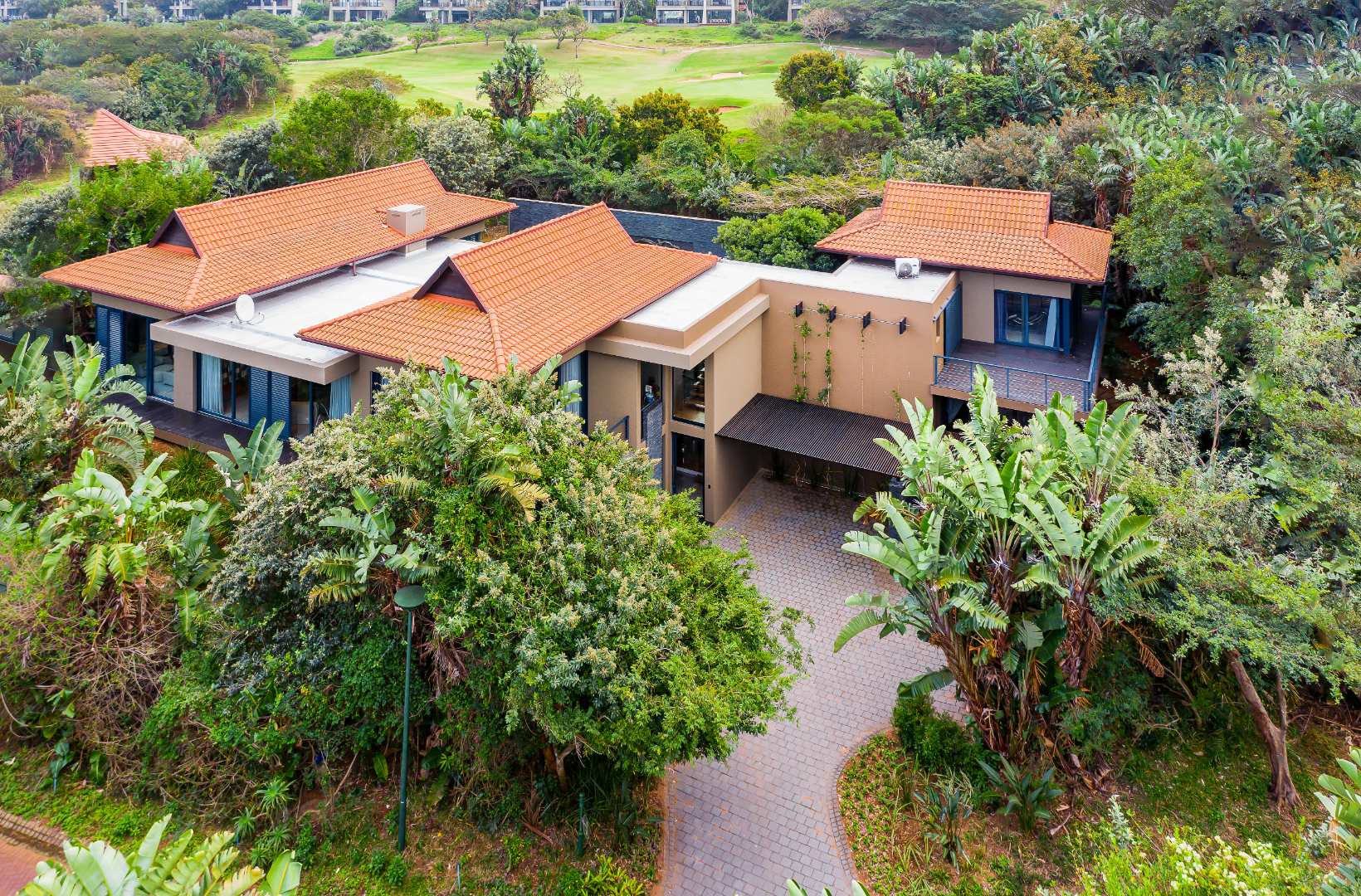 4 Bedroom House for sale in Zimbali Estate P24113122754
