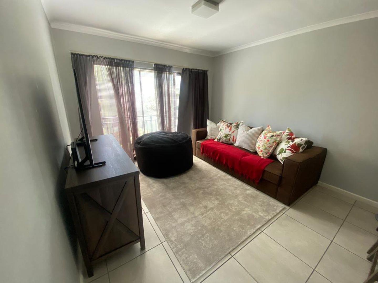 2 Bedroom Apartment / flat for sale in Silver Oaks P24113392327