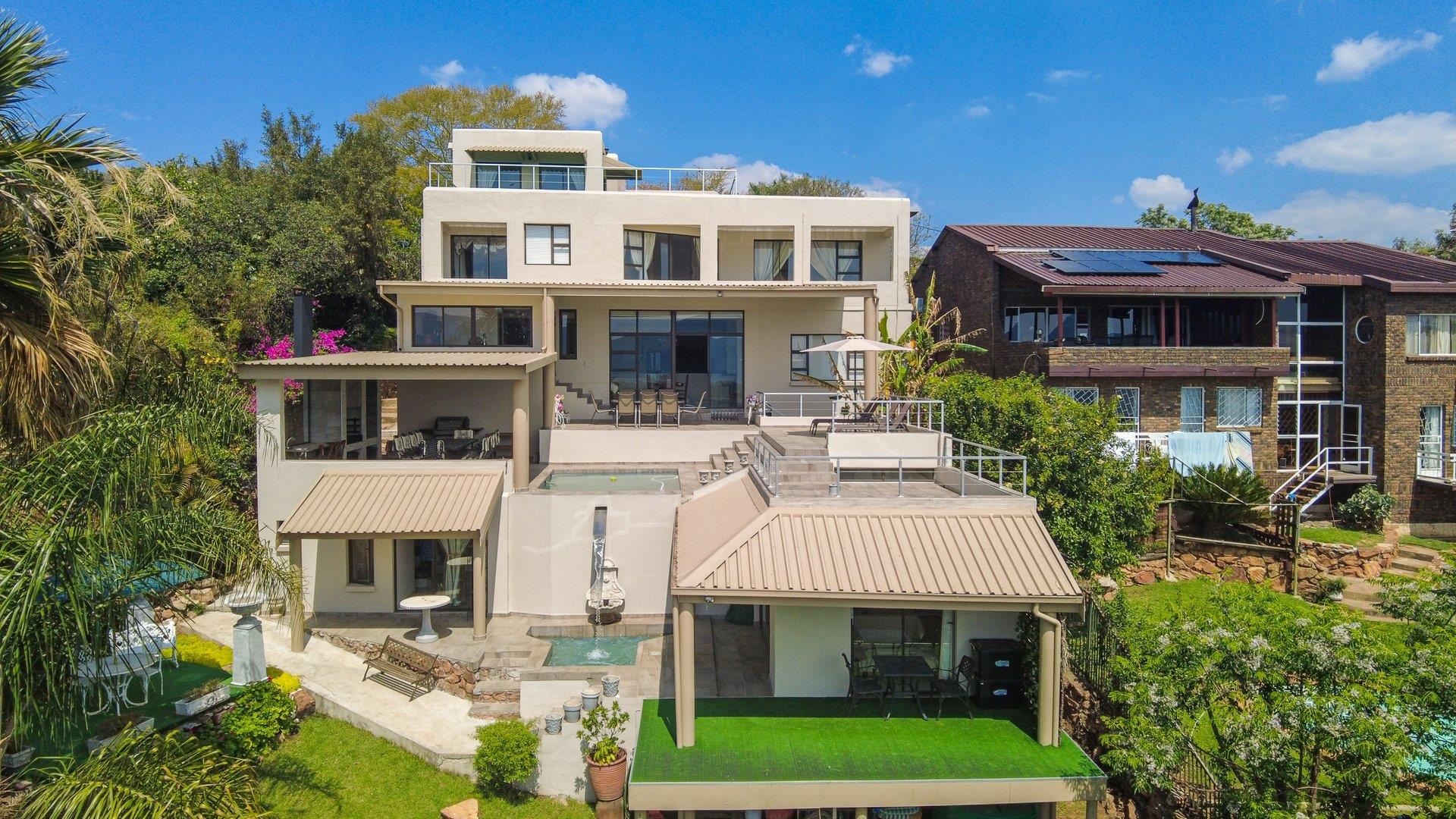 7 Bedroom House for sale in Meerhof 247 Jean Botha Road P24112383922