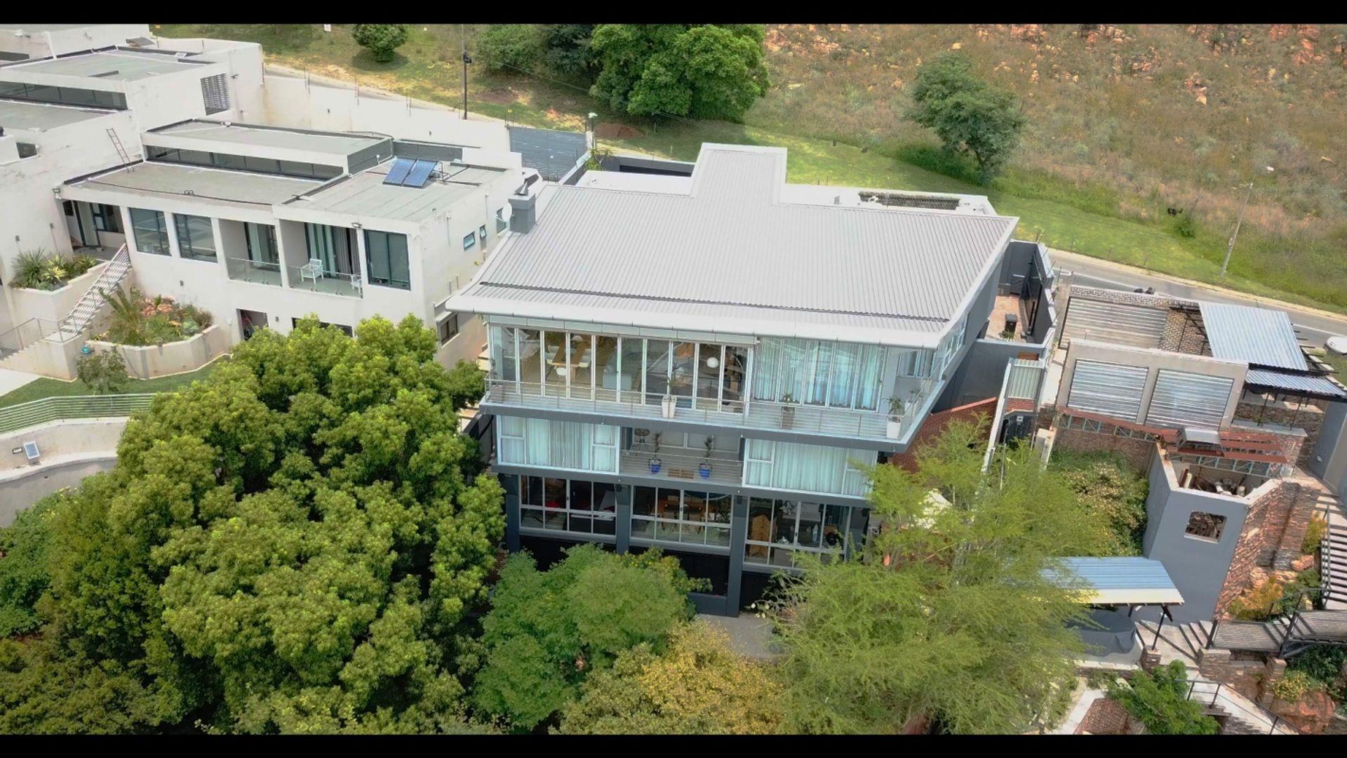 Constantia Kloof, Roodepoort Property Houses for sale in Constantia