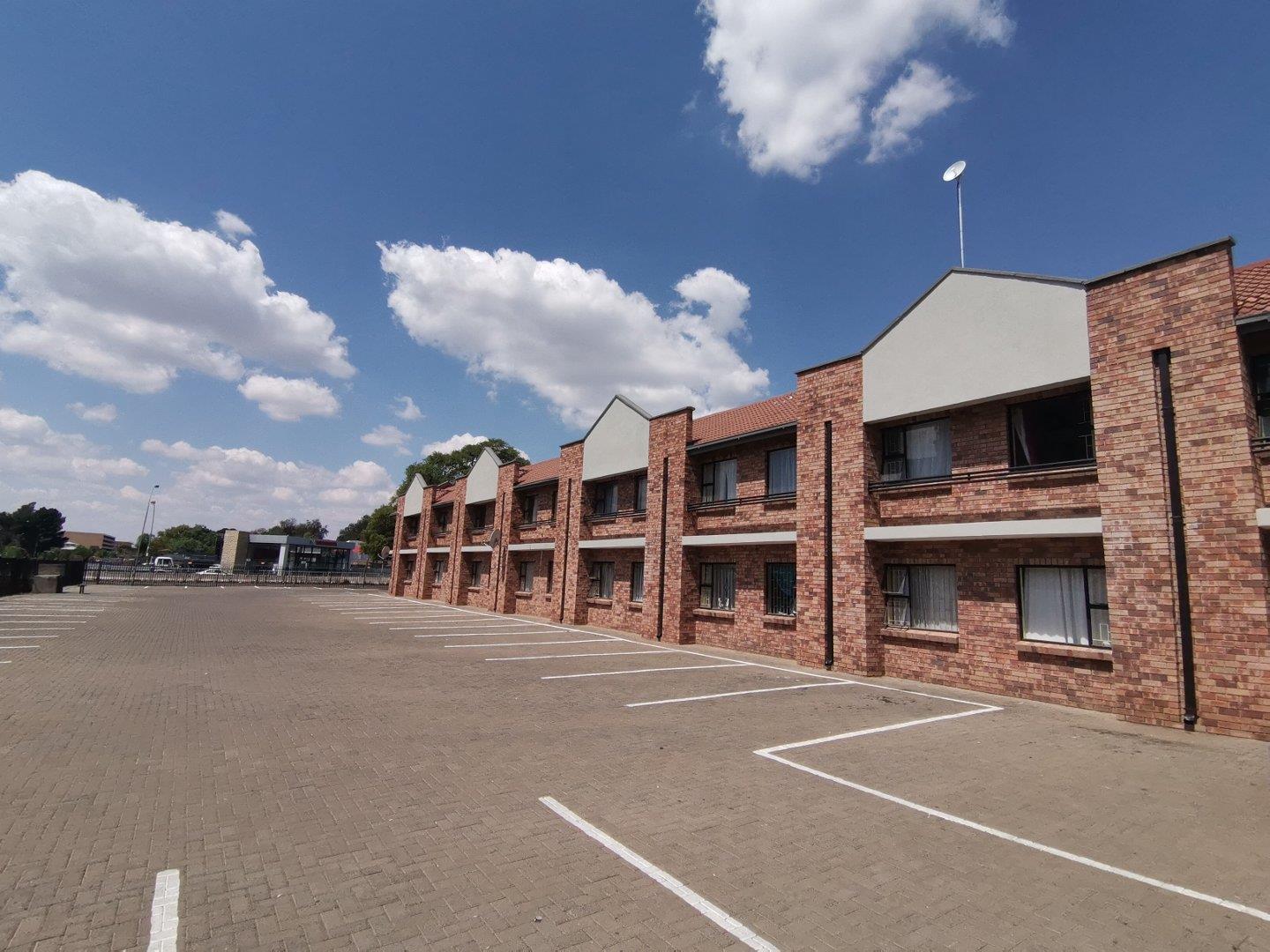 1 Bedroom Apartment / flat for sale in Willows P24113395607