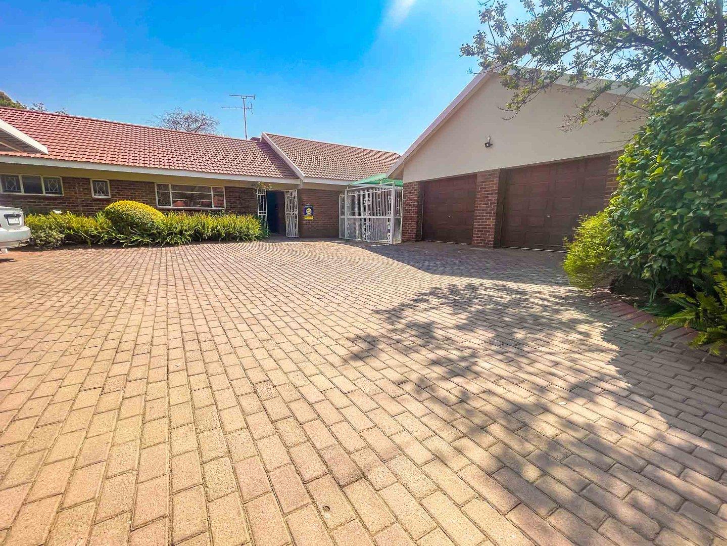 Property and houses for sale in Benoni Benoni Property Page 27