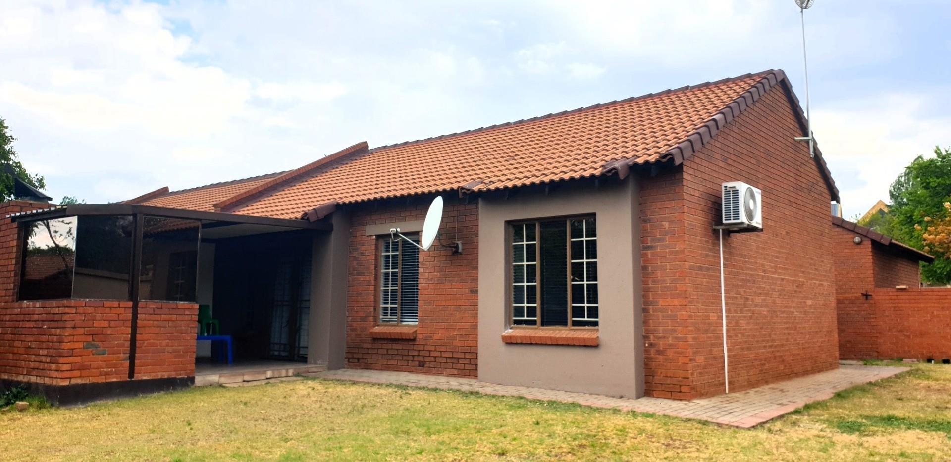 Eco Park Estate Property Townhouses for sale in Eco Park Estate