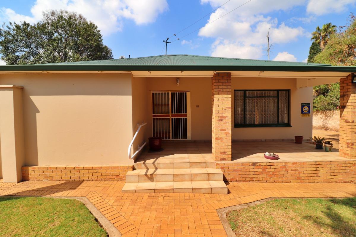 Primrose Hill Property Property and houses for sale in Primrose Hill