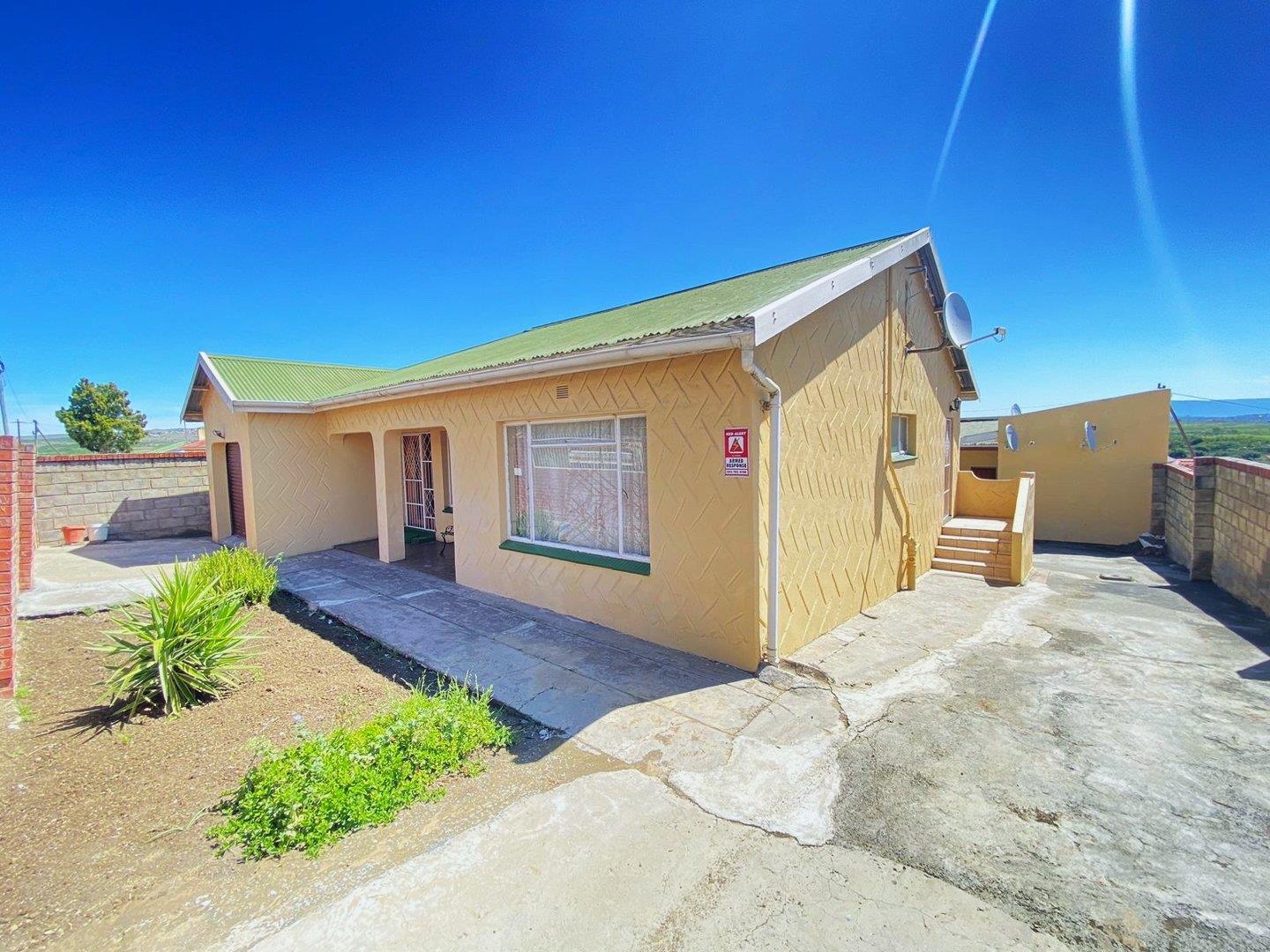 3 Bedroom House for sale in Zwelitsha Zone 02 P24113404337