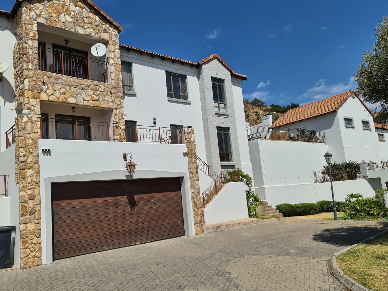 Constantia Kloof, Roodepoort Property Property and houses for sale in
