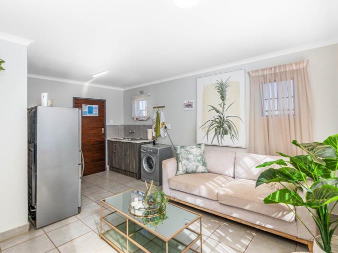 2 Bedroom House for Sale in Meredale