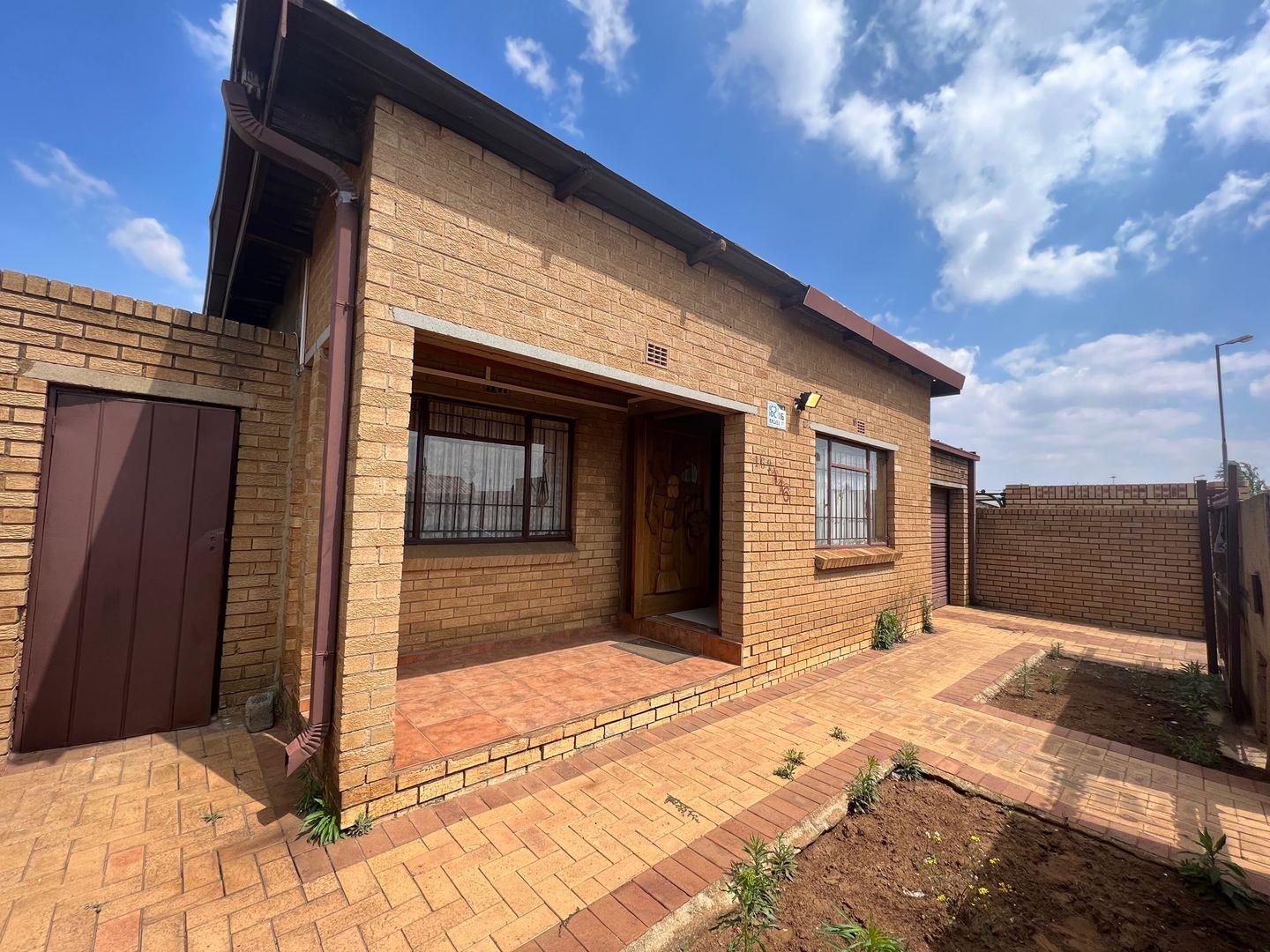 Property and houses for sale in Soweto Soweto Property Property24