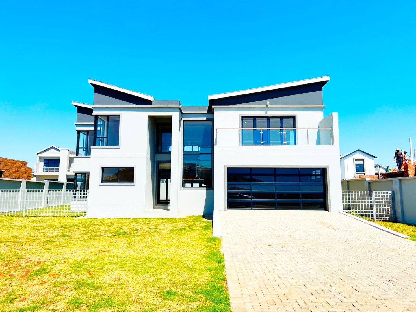 4 Bedroom House for sale in Six Fountains Residential Estate P24