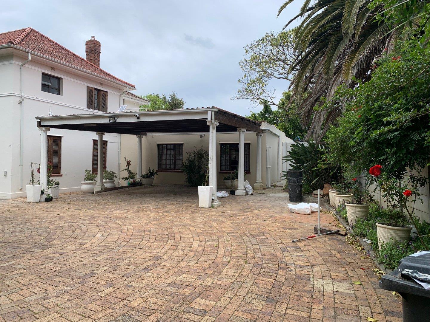0.5 Bedroom Apartment / flat to rent in Rondebosch P24114273717