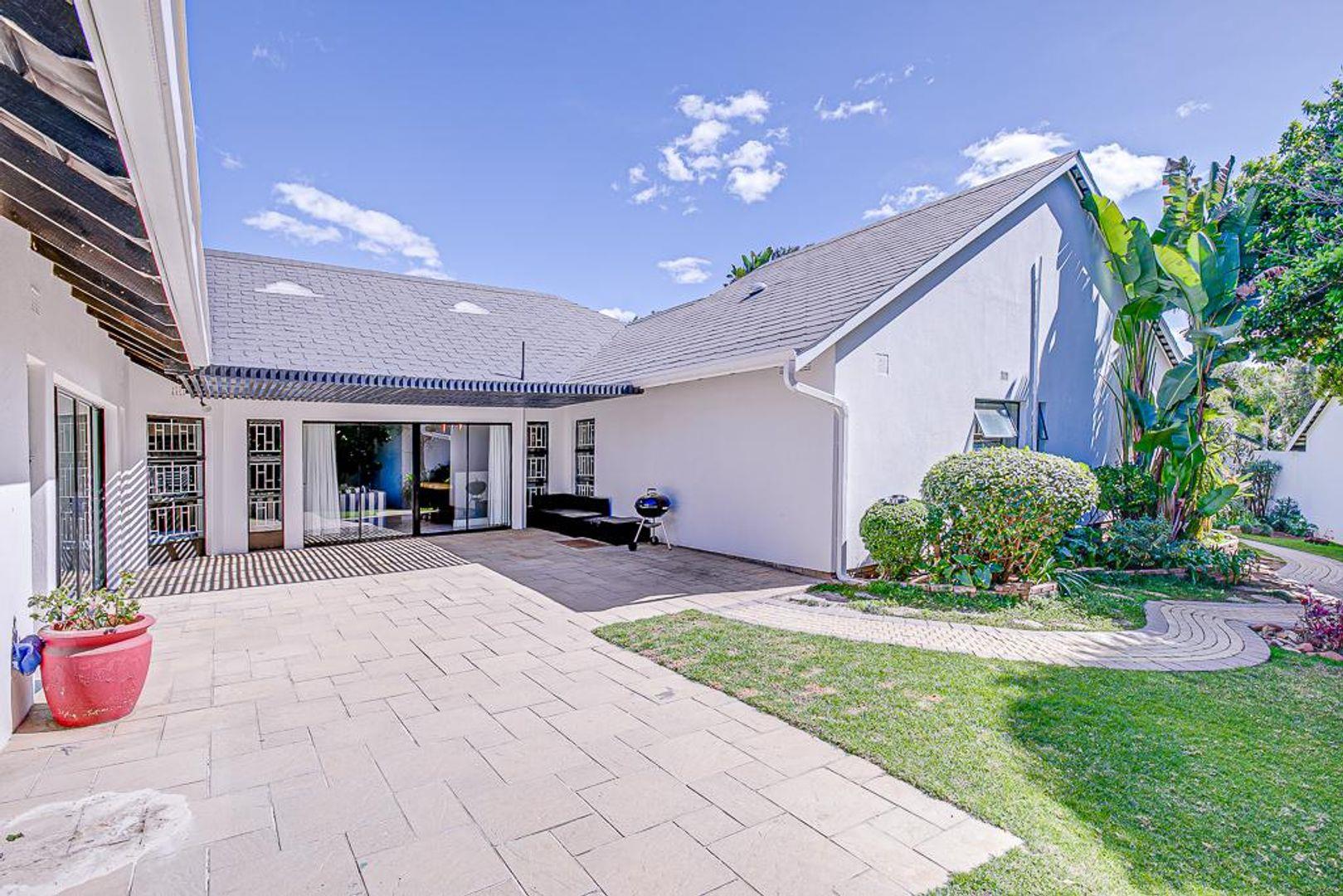 6 Bedroom Townhouse for sale in Morningside P24111615435